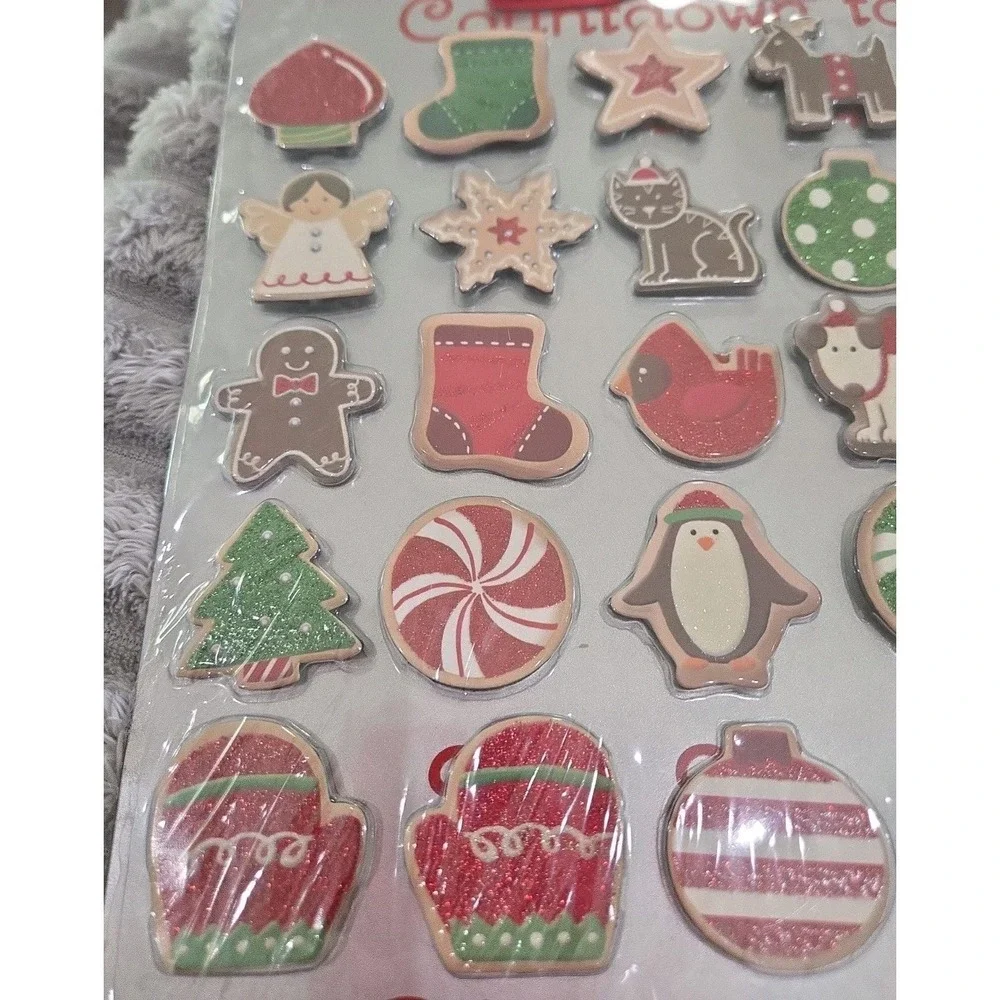 HALLMARK‎ Baking-Themed Magnetic Countdown to Christmas Calendar (2011).  NIP!